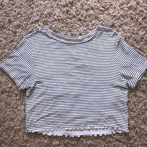 Pacsun scalloped crop shirt